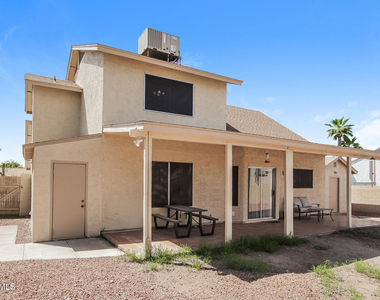16215 N 16th Street - Photo Thumbnail 14