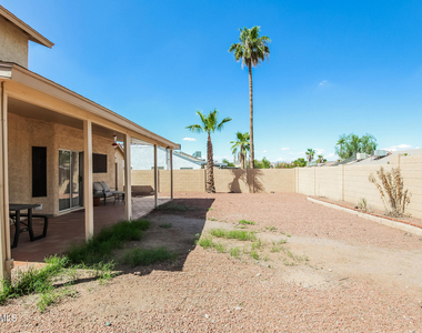 16215 N 16th Street - Photo Thumbnail 13