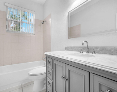 4100 Temple Street - Photo Thumbnail 24