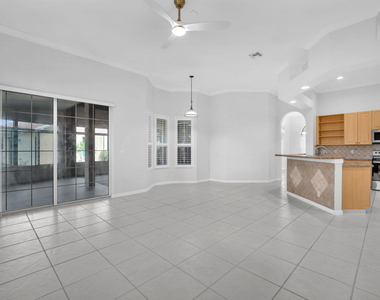4100 Temple Street - Photo Thumbnail 12