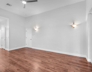 4100 Temple Street - Photo Thumbnail 15