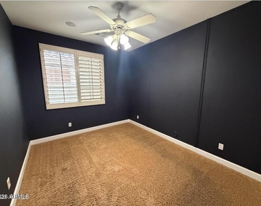 421 W Wisteria Place - Photo Thumbnail 31