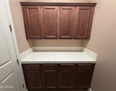 421 W Wisteria Place - Photo Thumbnail 35