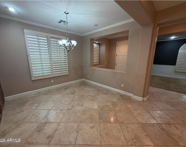 421 W Wisteria Place - Photo Thumbnail 4