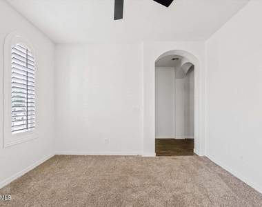 22218 E Cherrywood Drive - Photo Thumbnail 5