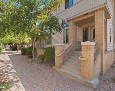 724 S Beck Avenue - Photo Thumbnail 30