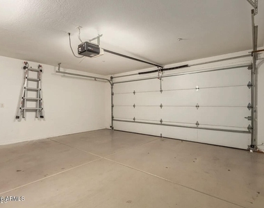 724 S Beck Avenue - Photo Thumbnail 11