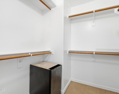 724 S Beck Avenue - Photo Thumbnail 19