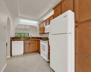 6371 Toulon Drive - Photo Thumbnail 12