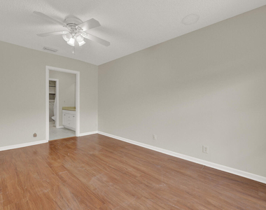 6371 Toulon Drive - Photo Thumbnail 18
