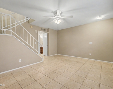 4849 E Kachina Trail - Photo Thumbnail 5