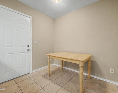 4849 E Kachina Trail - Photo Thumbnail 6