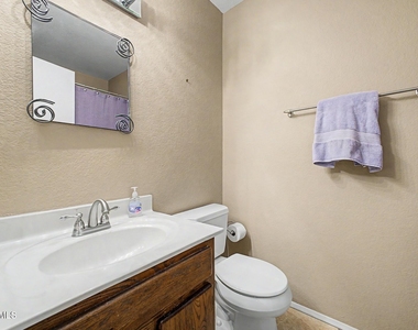 4849 E Kachina Trail - Photo Thumbnail 14