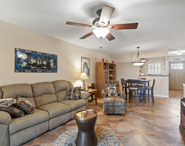 2615 Ne 1st Court - Photo Thumbnail 16