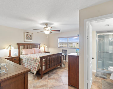 2615 Ne 1st Court - Photo Thumbnail 21