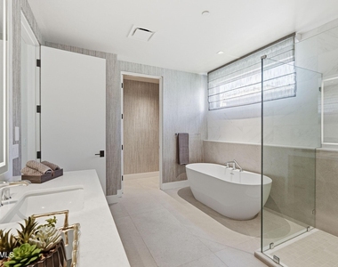 6311 E Phoenician Boulevard - Photo Thumbnail 37