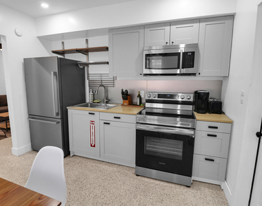 210 Sw 11th Street - Photo Thumbnail 6