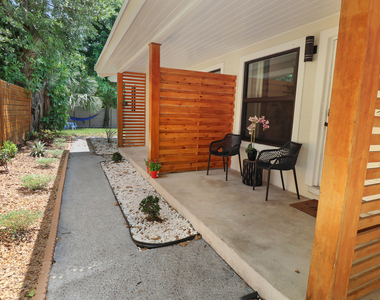 210 Sw 11th Street - Photo Thumbnail 10