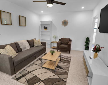 210 Sw 11th Street - Photo Thumbnail 1
