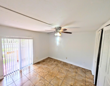 680 Miller Drive - Photo Thumbnail 7
