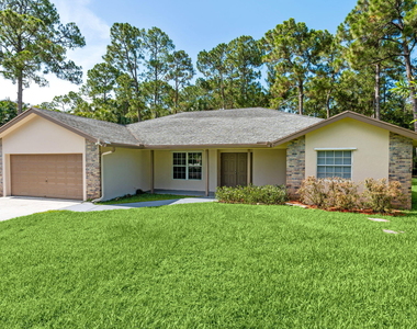 16628 Valencia Boulevard - Photo Thumbnail 2
