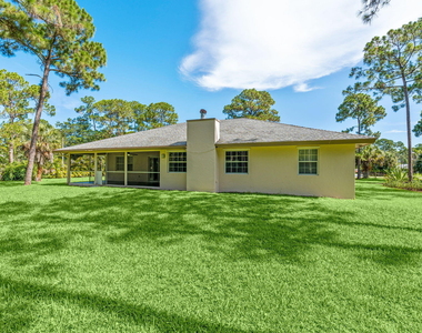 16628 Valencia Boulevard - Photo Thumbnail 31