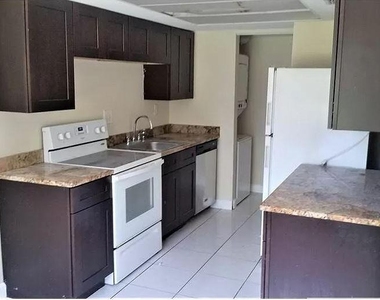5710 Nw 21st Street - Photo Thumbnail 2