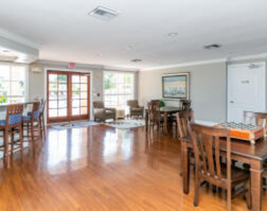 140 Sw Peacock Boulevard - Photo Thumbnail 38