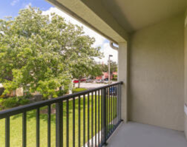 140 Sw Peacock Boulevard - Photo Thumbnail 28