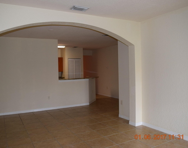 140 Sw Peacock Boulevard - Photo Thumbnail 12