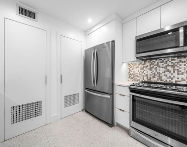 330 Se 20th Avenue - Photo Thumbnail 11