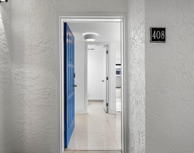 330 Se 20th Avenue - Photo Thumbnail 3