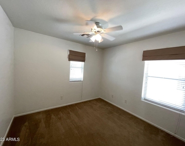 18235 N Alicia Court - Photo Thumbnail 14