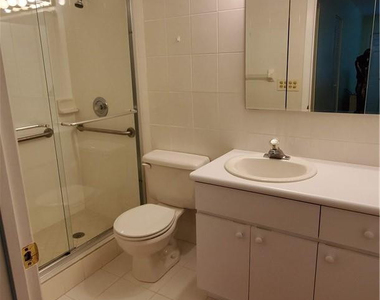 1107 Cir Terrace W - Photo Thumbnail 12