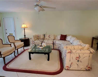 1107 Cir Terrace W - Photo Thumbnail 4