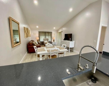 13065 Albright Court - Photo Thumbnail 4