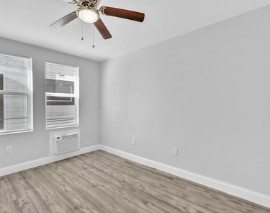 1142 Sw 4th Street - Photo Thumbnail 6