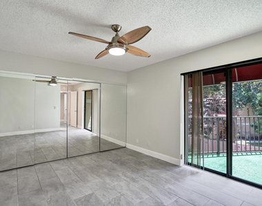 4260 Village Drive - Photo Thumbnail 8