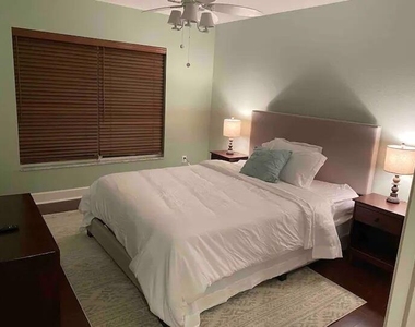 1041 Sw John Maccormack Terrace - Photo Thumbnail 1