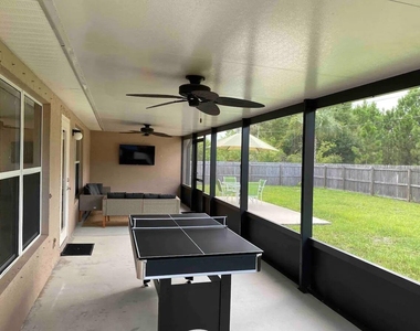 1041 Sw John Maccormack Terrace - Photo Thumbnail 29