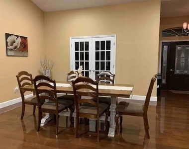 1041 Sw John Maccormack Terrace - Photo Thumbnail 9