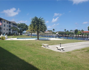 230 N Federal Highway - Photo Thumbnail 13