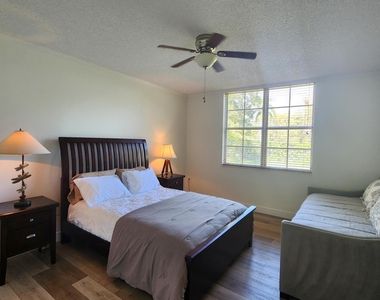 11790 Saint Andrews Place - Photo Thumbnail 18