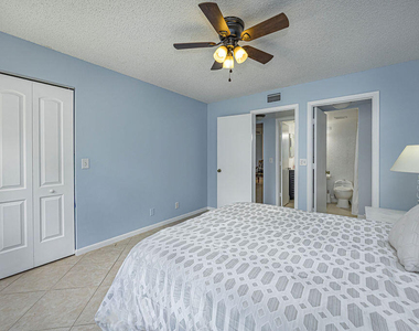 539 Shady Pine Way - Photo Thumbnail 19