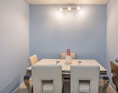 539 Shady Pine Way - Photo Thumbnail 8