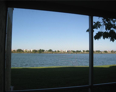 2647 Nw 33rd Street - Photo Thumbnail 6