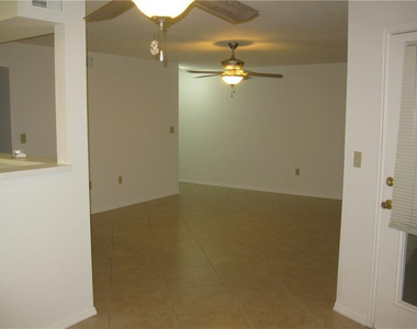 2647 Nw 33rd Street - Photo Thumbnail 1