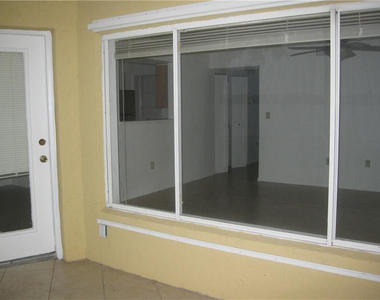 2647 Nw 33rd Street - Photo Thumbnail 5
