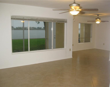 2647 Nw 33rd Street - Photo Thumbnail 2