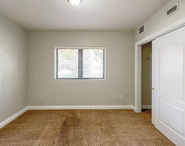 4241 N Ocean Boulevard N - Photo Thumbnail 4